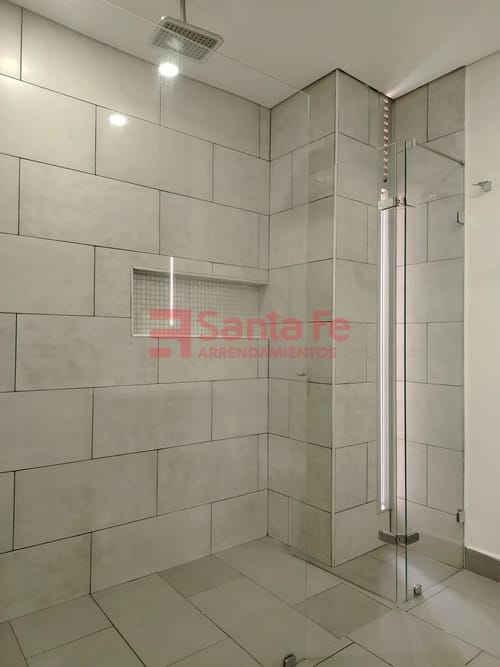 Apartamento de 4 alcobas en arriendo en Las Acacias, Medellín, 163 m² · foto 8 de 10