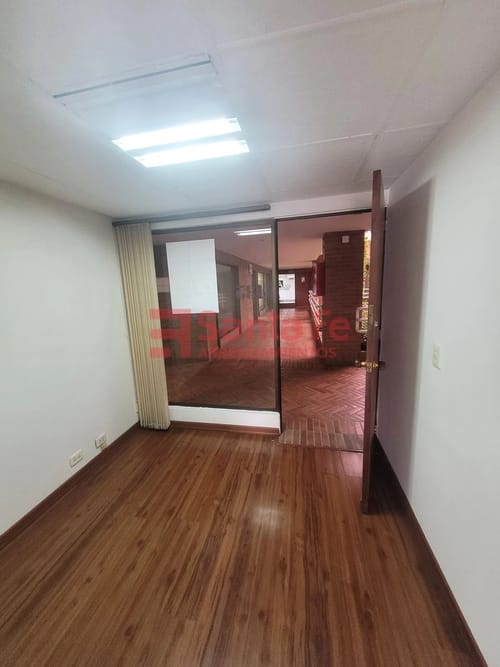 Oficina en arriendo en Astorga, Medellín, 26 m² · foto 8 de 8