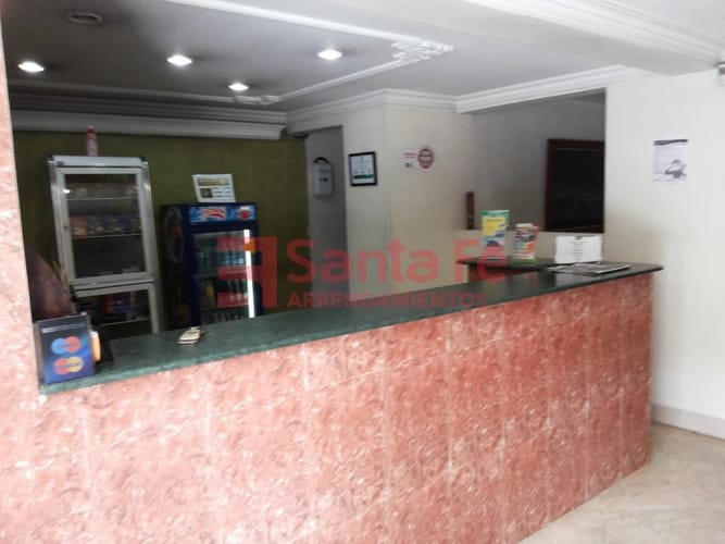 Local en venta en Estadio, Medellín, 650 m² · foto 2 de 10
