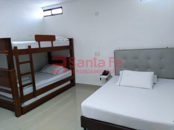 Local en venta en Estadio, Medellín, 650 m² · foto 9 de 10