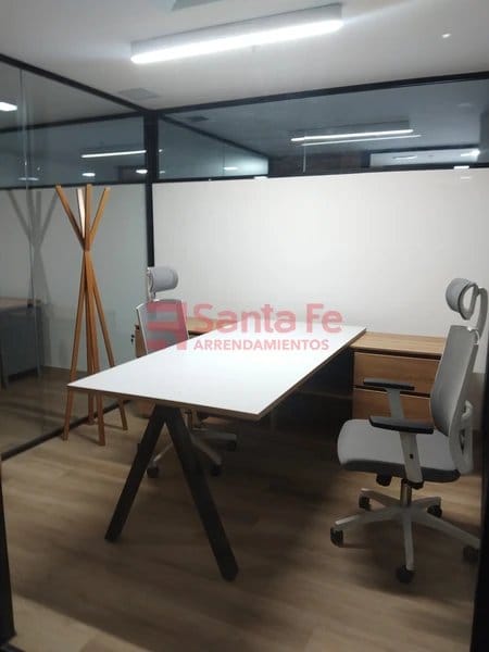 Oficina en arriendo en Cuarta Brigada, Medellín, 8 m² · foto 3 de 5