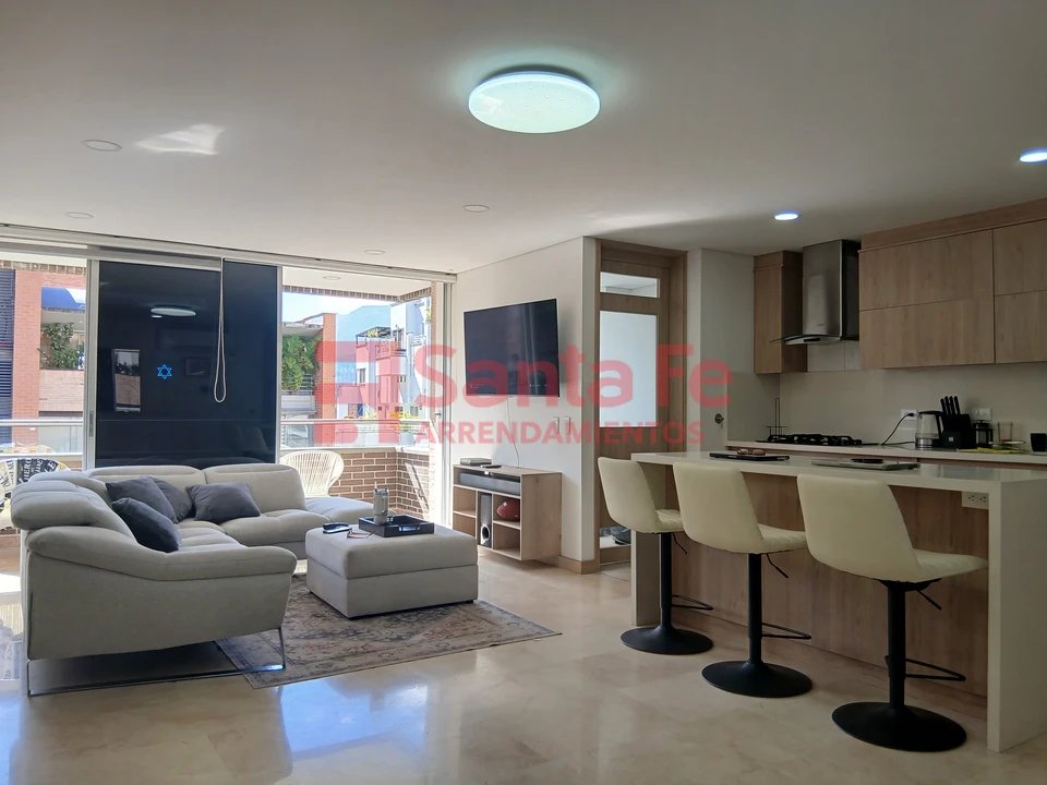 Apartamento en arriendo en Laureles, Medellín · foto 2 de 10