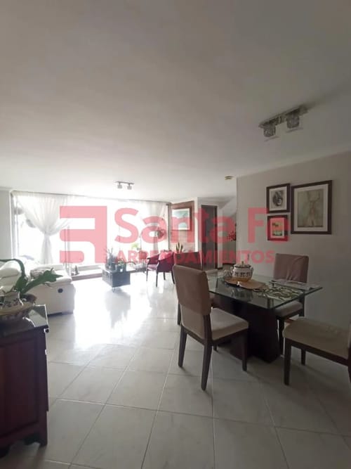 Apartamento de 3 alcobas en venta en Camino Verde, Envigado, 153 m² · foto 3 de 10