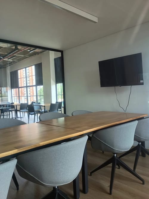 Oficina en arriendo en Cuarta Brigada, Medellín, 10 m² · foto 8 de 10