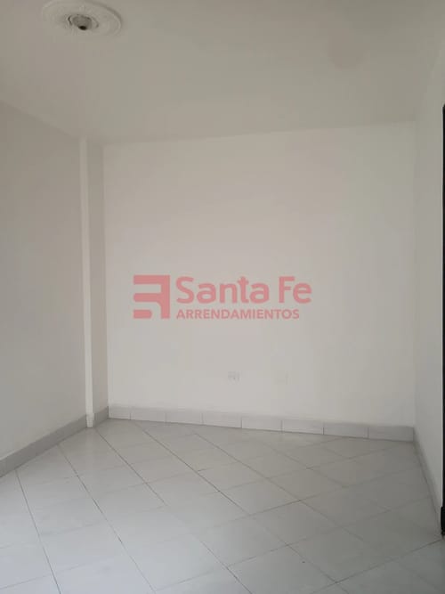 Apartamento de 3 alcobas en arriendo en Belen Malibu, Medellín, 85 m² · foto 8 de 10