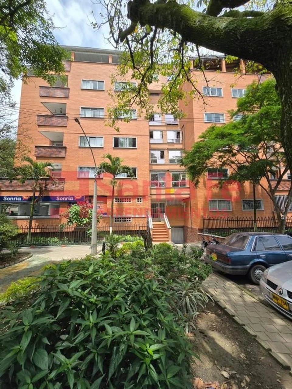 Apartamento en venta en Florida Nueva, Medellín · foto 3 de 10