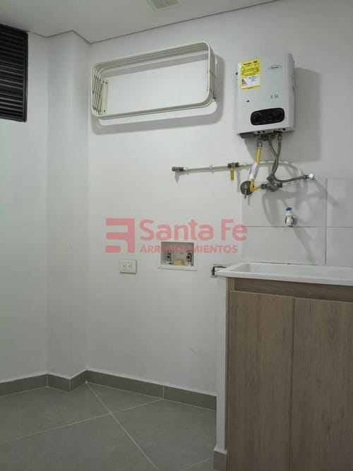 Apartamento de 2 alcobas en arriendo en Asomadera No.2, Medellín, 96 m² · foto 5 de 10