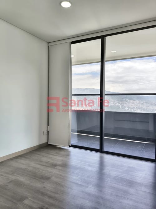 Apartamento de 2 alcobas en arriendo en Asomadera No.2, Medellín, 96 m² · foto 8 de 10