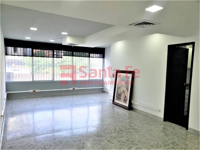Oficina en arriendo en El Campestre, Medellín, 43 m² · foto 2 de 6