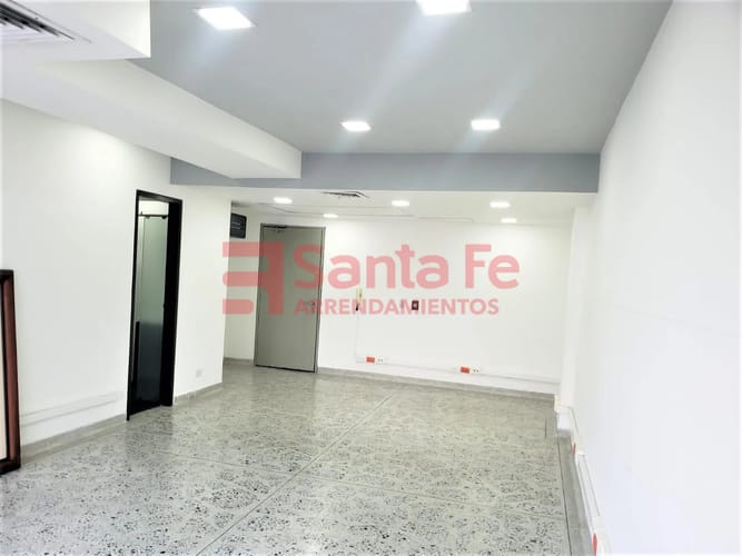 Oficina en arriendo en El Campestre, Medellín, 43 m² · foto 3 de 6