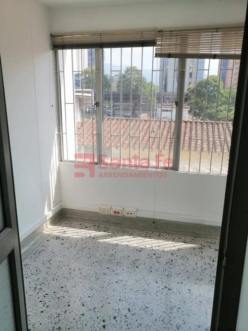 Oficina en arriendo en El Castillo, Medellín, 51 m² · foto 10 de 10