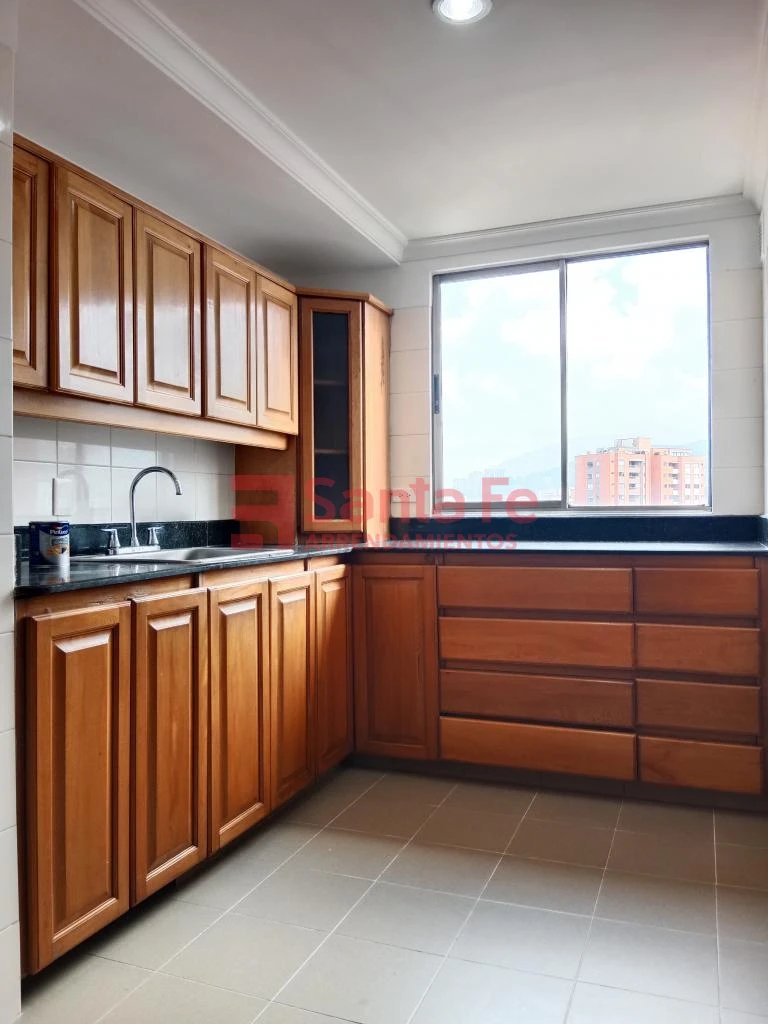 Apartamento en arriendo en El Campestre, Medellín · foto 6 de 10