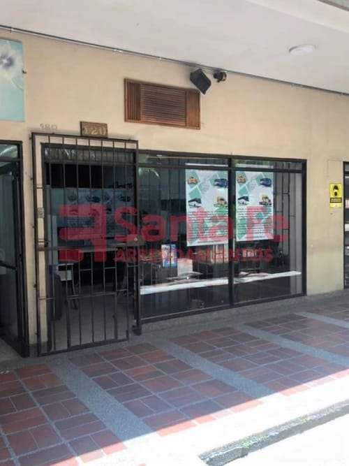 Local en venta en Conquistadores, Medellín, 49 m² · foto 4 de 10