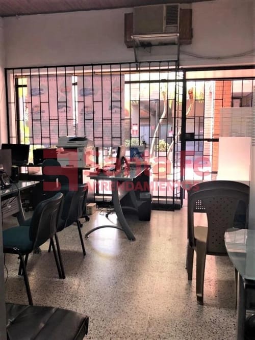 Local en venta en Conquistadores, Medellín, 49 m² · foto 8 de 10