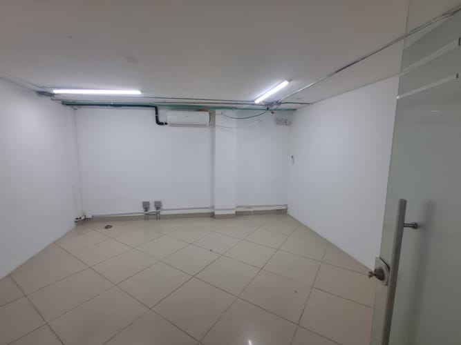 Local en arriendo en Suramericana, Medellín, 250 m² · foto 4 de 13