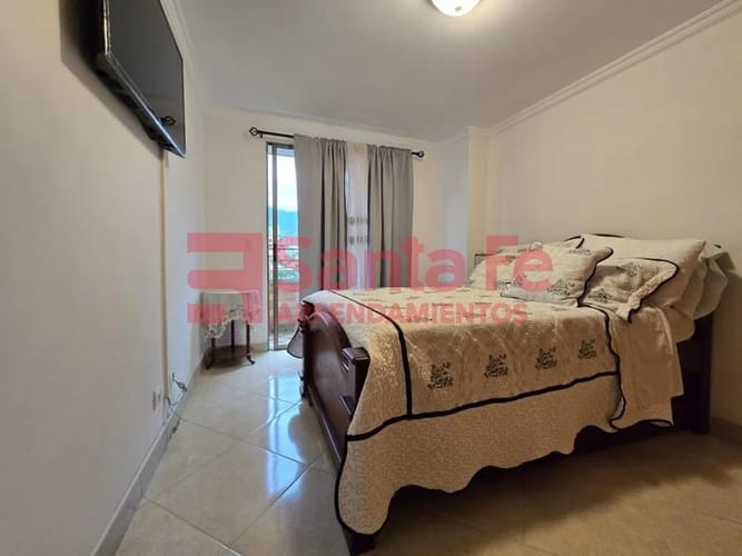 Apartamento de 5 alcobas en venta en Conquistadores, Medellín, 159 m² · foto 8 de 10