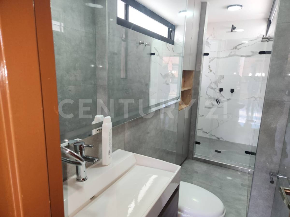 Apartamento en venta en Los Rosales, Bogotá · foto 13 de 19