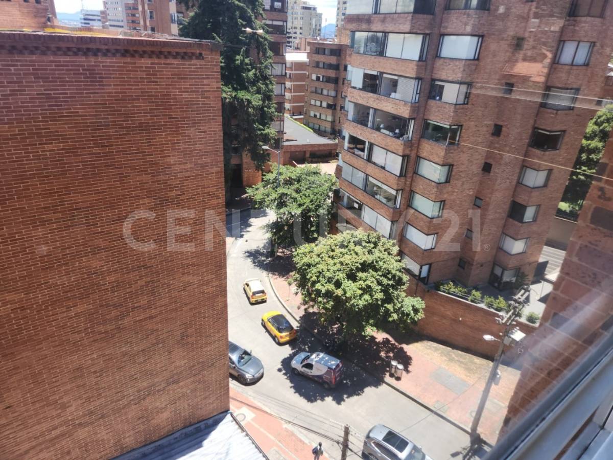 Apartamento en venta en Los Rosales, Bogotá · foto 19 de 19