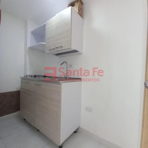 Local en venta en Calasanz, Medellín, 18 m² · foto 8 de 10