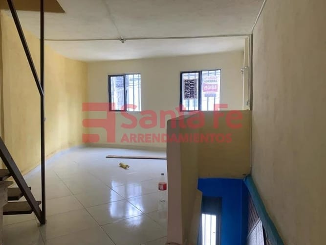 Casa de 2 alcobas en venta en Loreto, Medellín, 150 m² · foto 2 de 10