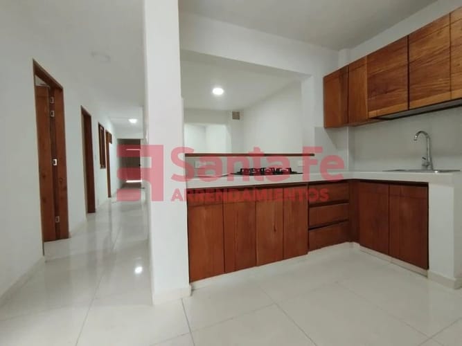 Casa de 3 alcobas en venta en Loreto, Medellín, 180 m² · foto 6 de 10