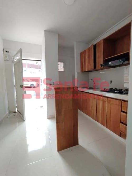 Casa de 3 alcobas en venta en Loreto, Medellín, 180 m² · foto 8 de 10