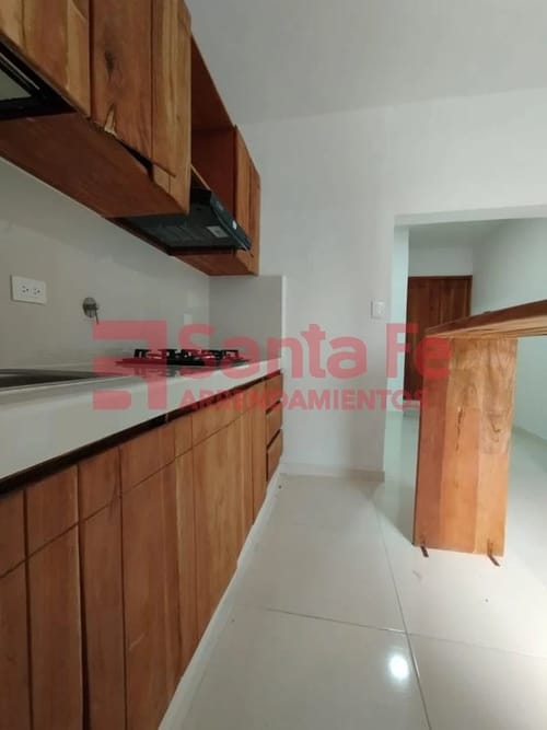 Casa de 3 alcobas en venta en Loreto, Medellín, 180 m² · foto 9 de 10