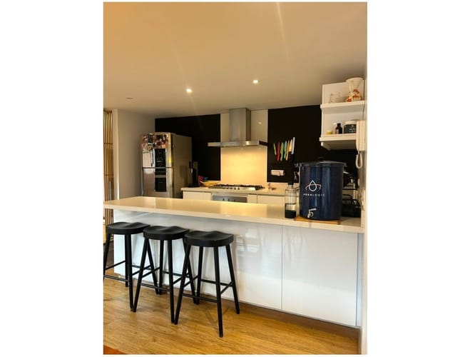 Apartamento de 2 alcobas en venta en Los Rosales, Bogotá, 170 m² · foto 2 de 9