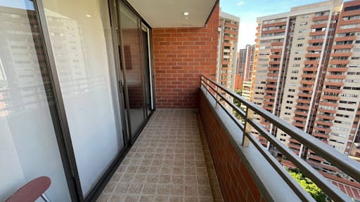 Apartamento de 3 alcobas en arriendo en La Frontera, Medellín, 160 m² · foto 6 de 24