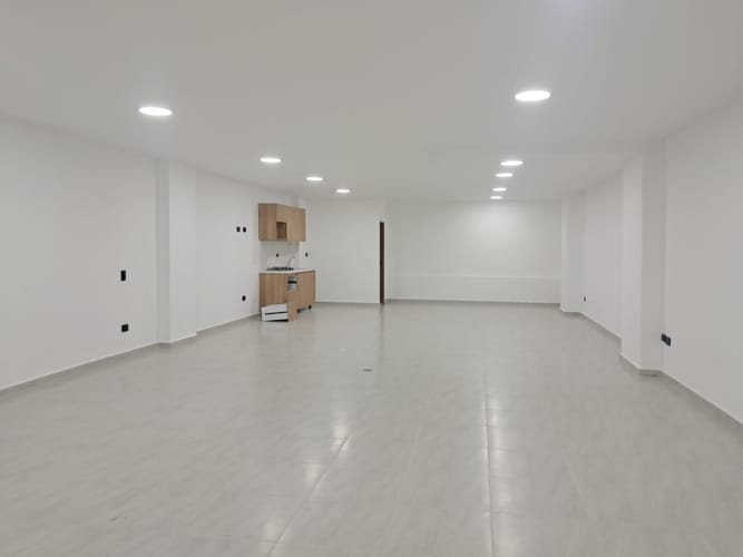 Local en arriendo en San Bernardo, Medellín, 200 m² · foto 5 de 12