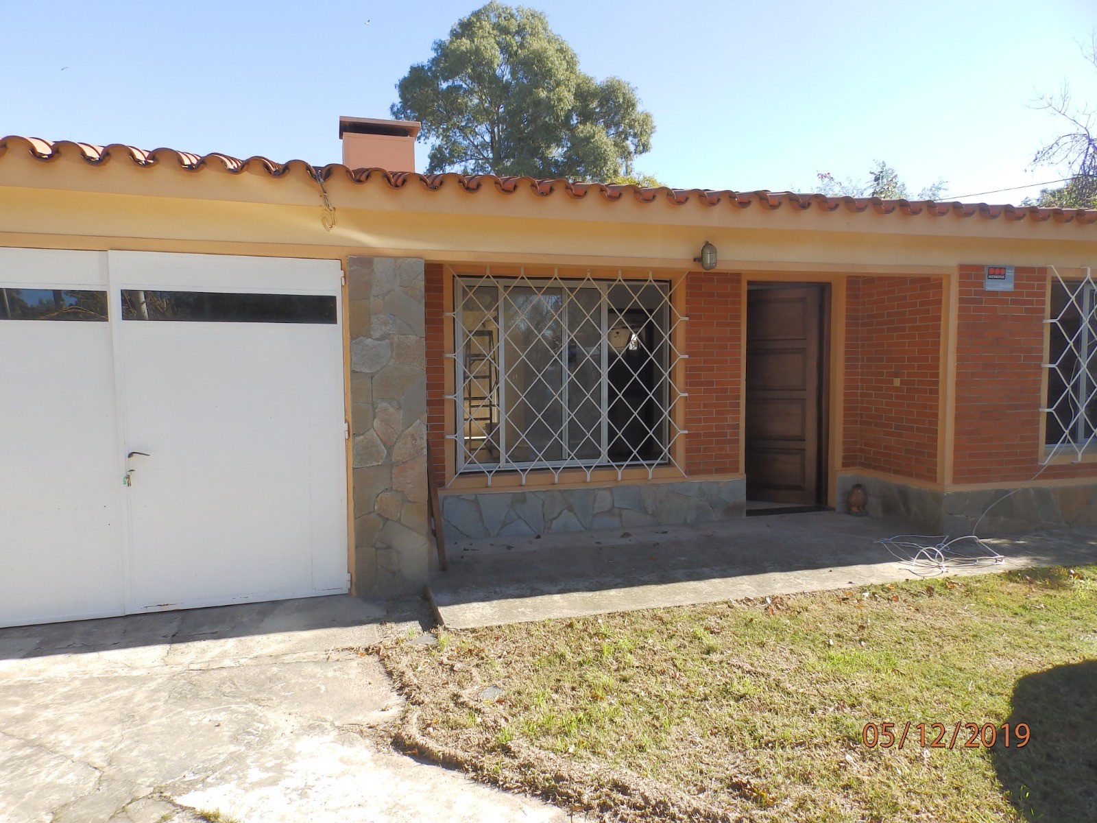 PROXIMO INGRESO, CHALET DE TEJAS
