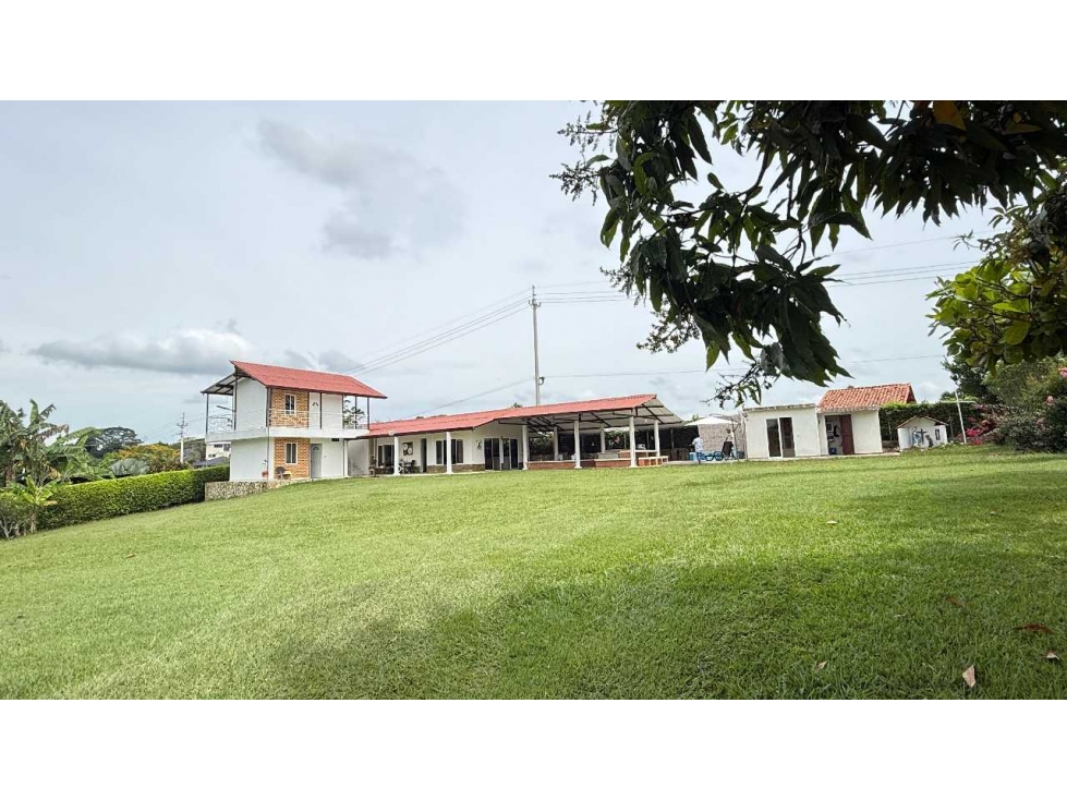 Casa en venta en San Jose Sur, Pereira · foto 3 de 14