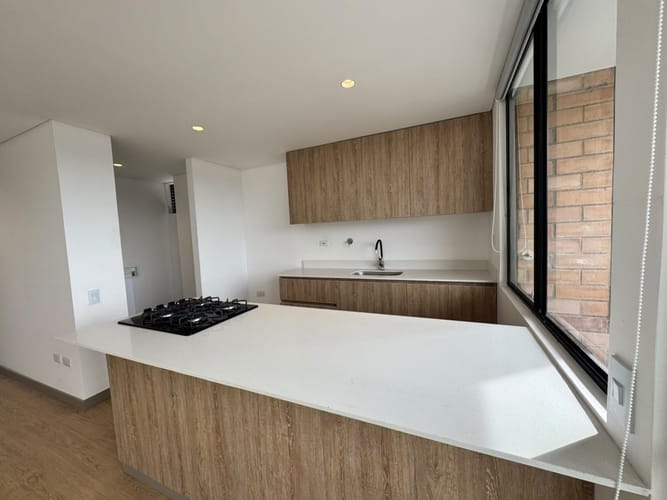 Apartamento de 2 alcobas en arriendo en Rionegro, 77 m² · foto 3 de 16