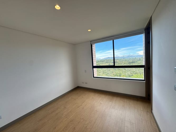 Apartamento de 2 alcobas en arriendo en Rionegro, 77 m² · foto 10 de 16