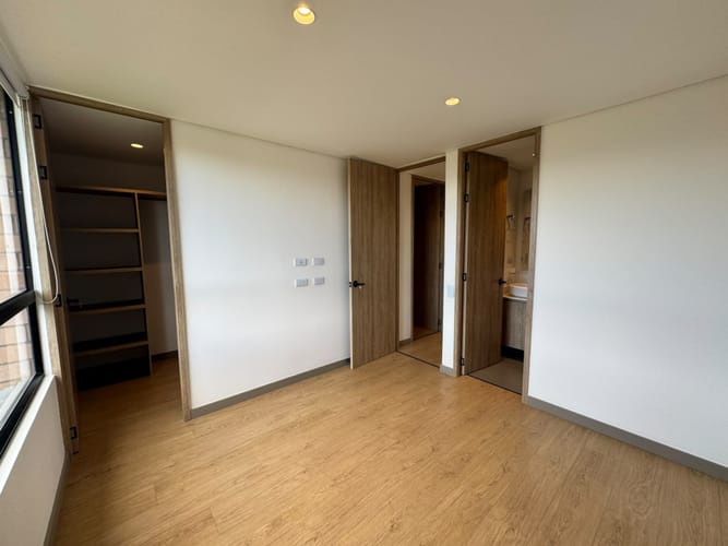 Apartamento de 2 alcobas en arriendo en Rionegro, 77 m² · foto 11 de 16