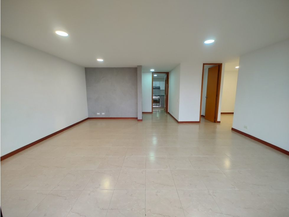 Apartaestudio en arriendo en Urbanizacion Villa Linda, Envigado · foto 2 de 18