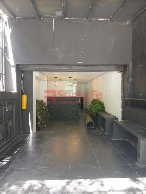 Local en arriendo en Laureles, Medellín, 35 m² · foto 2 de 10