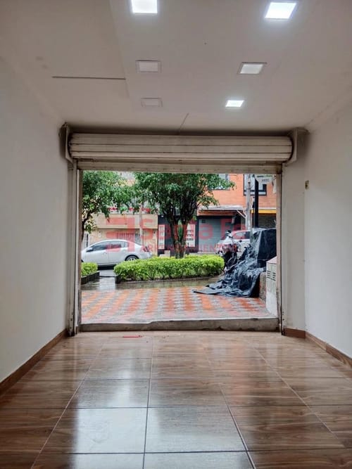 Local en arriendo en Cristobal, Medellín, 18 m² · foto 7 de 7