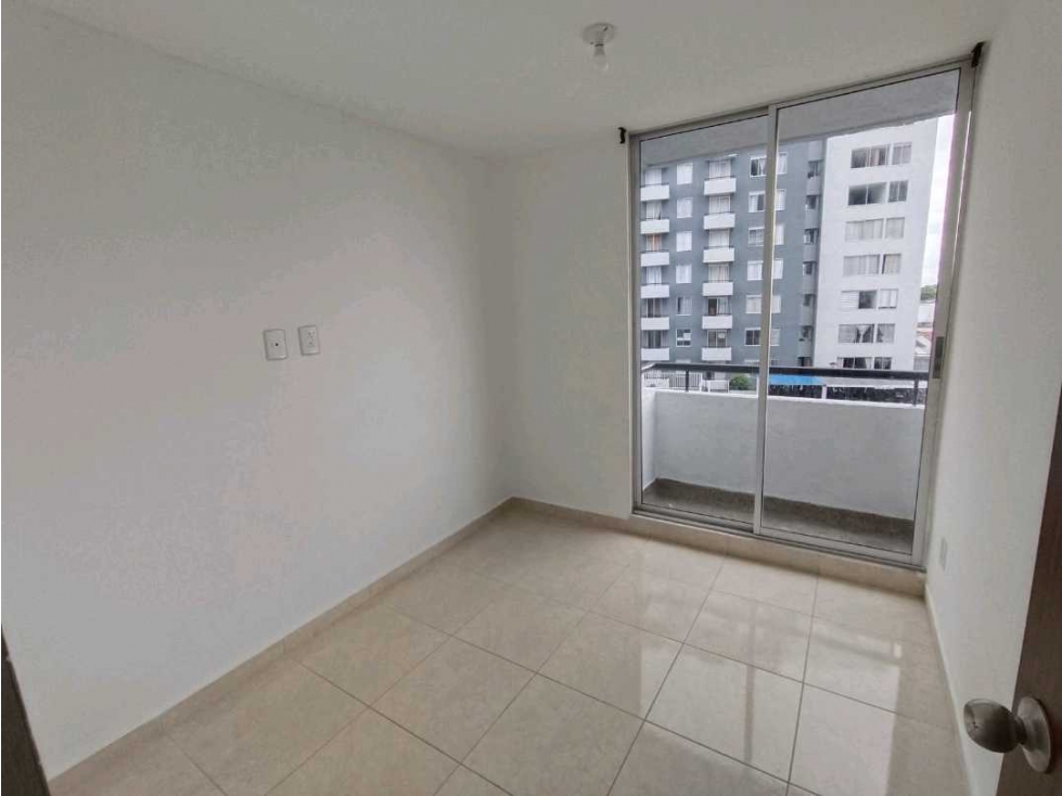 Apartamento en venta en Avenida 19 Norte, Armenia · foto 5 de 9