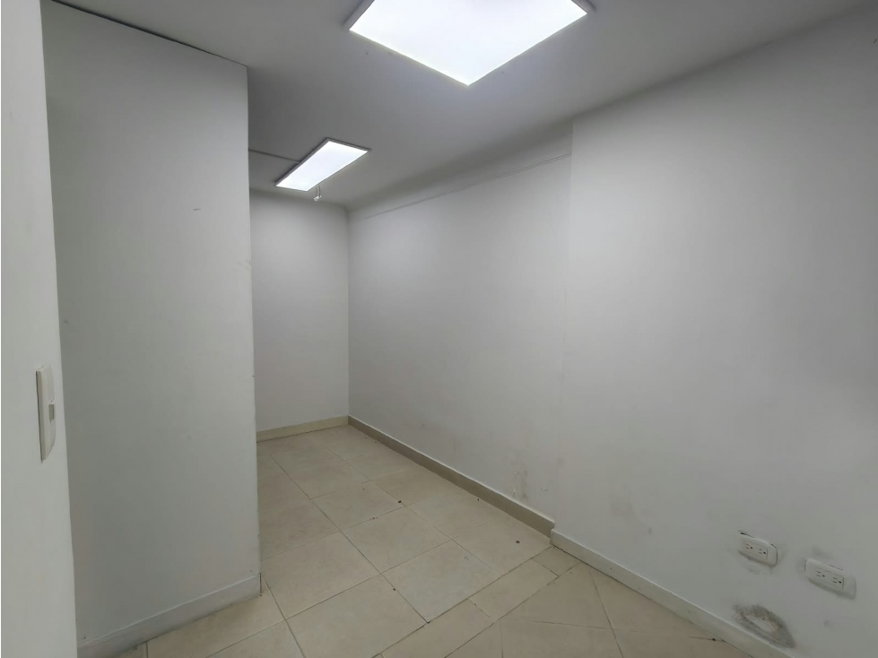 Apartamento en arriendo en San Lucas, Medellín · foto 13 de 24