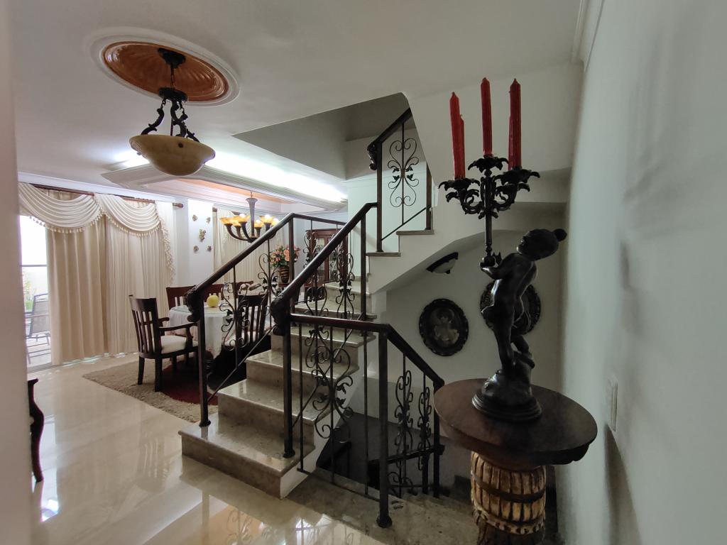 Casa en venta en Altos Del Limon, Barranquilla · foto 8 de 24