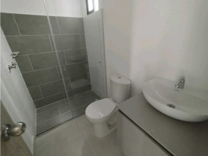 Apartamento de 2 alcobas en venta en Puerto Espejo, Armenia, 70 m² · foto 5 de 11
