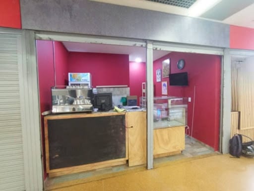 Local en arriendo en Villa Carlota, Medellín, 30 m² · foto 2 de 7