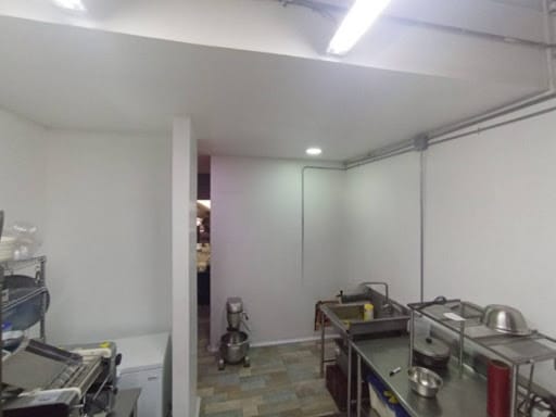 Local en arriendo en Villa Carlota, Medellín, 30 m² · foto 4 de 7
