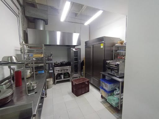 Local en arriendo en Villa Carlota, Medellín, 30 m² · foto 5 de 7