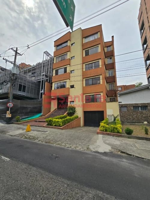 Local en venta en La America, Medellín, 36 m² · foto 3 de 10