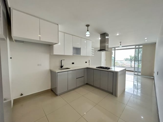 Apartamento de 2 alcobas en venta en Bellavista, Cali, 80 m² · foto 3 de 21