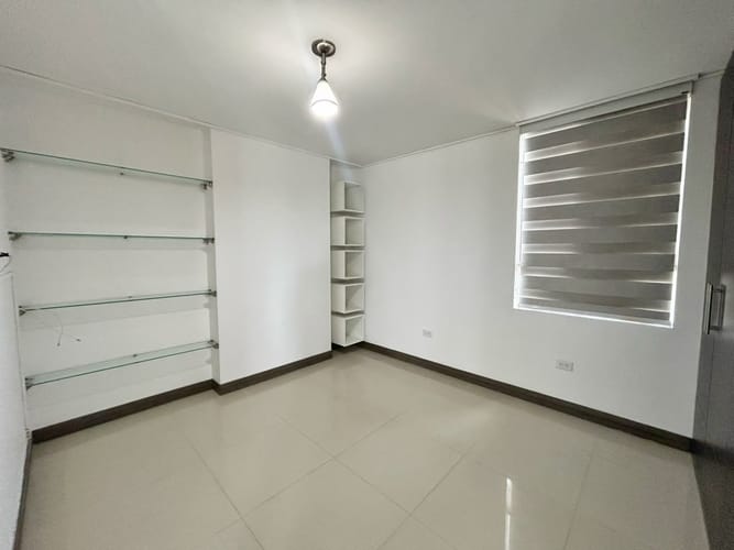 Apartamento de 2 alcobas en venta en Bellavista, Cali, 80 m² · foto 7 de 21