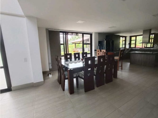 Casa de 6 alcobas en venta en Puerto Espejo, Armenia, 500 m² · foto 3 de 19