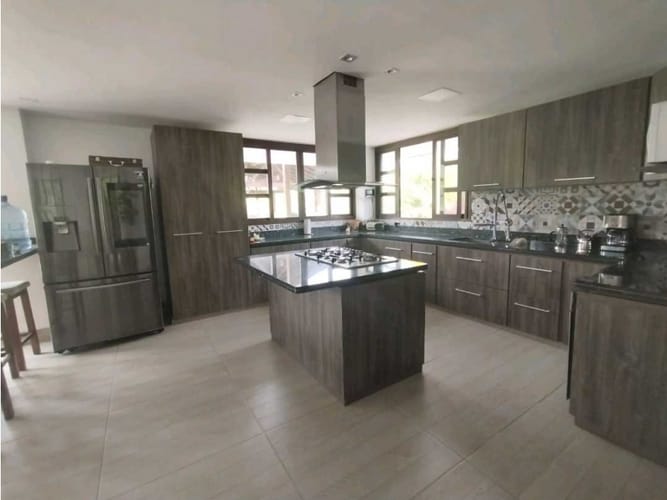 Casa de 6 alcobas en venta en Puerto Espejo, Armenia, 500 m² · foto 4 de 19
